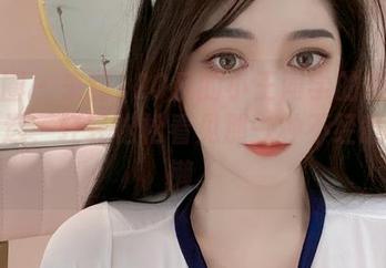 微密圈 – 来到120斤的小王同学的灰丝图包精选，轻轻松松看见那一种不经意的慵懒。