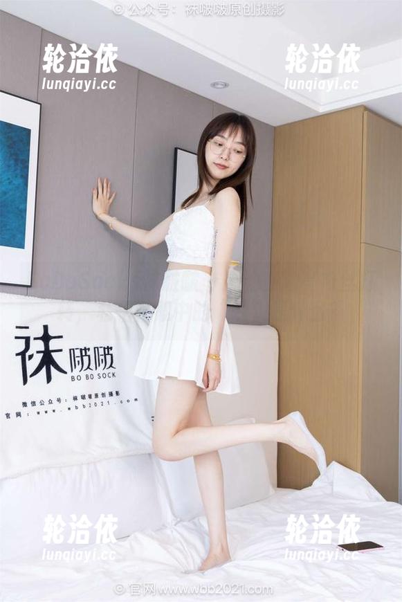 BoBoSocks袜啵啵 - 奶油在油亮肉丝打转，私拍花絮中的“咦”是什么？