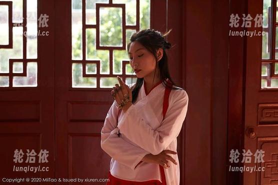MiiTao蜜桃社 - 一口气看完王婉悠Queen的“女友”作品集，内心几分钟处于崩溃状态。