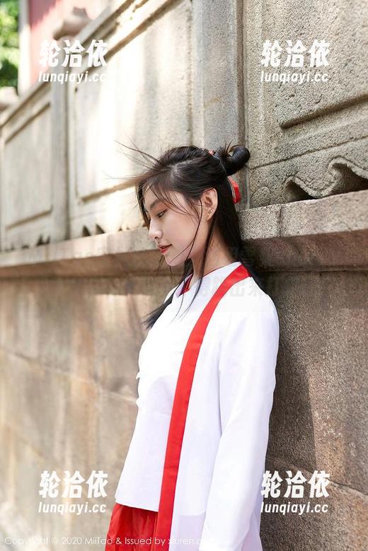 MiiTao蜜桃社-雪梨sherry MiiTao蜜桃社 - 点开这组雪梨sherry少女美图,壁纸恨不得跳出来打招呼!