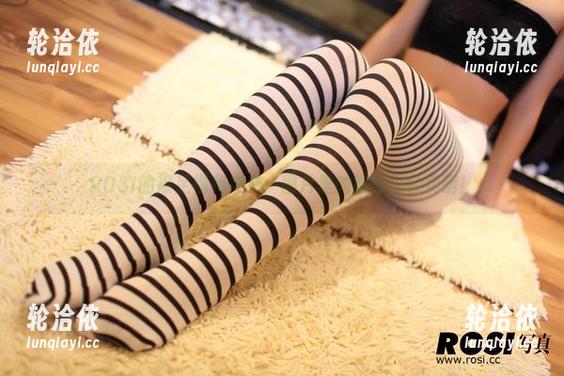 ROSI ROSI的裸足福利来袭:图片里的脚趾也会卖萌!
