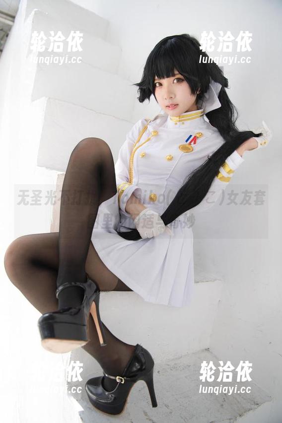 无圣光不打扰，Tomiko(とみこ)女友套图里的闲适与奇妙