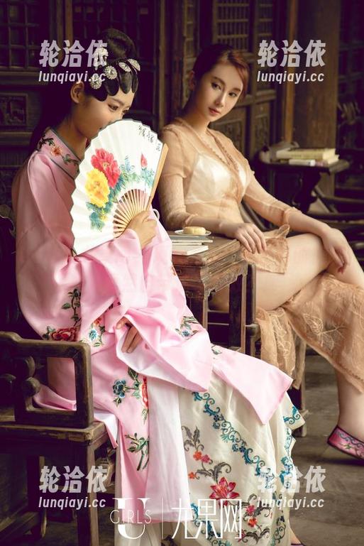 UGirls尤果网 - 现在更新：乔依琳的美腿，竟然自带迷雾特效？！