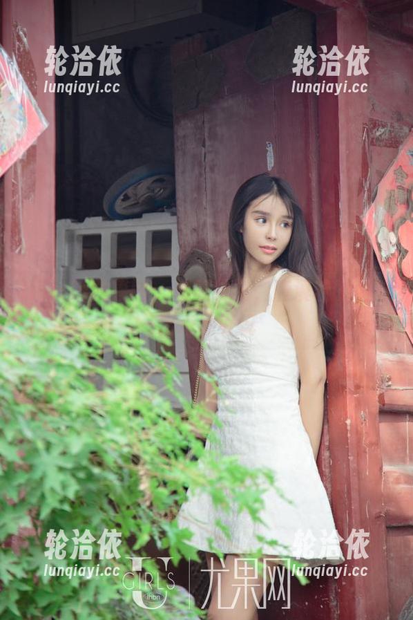 UGirls尤果网 - 和服纷飞，唐溪若的私拍出奇地好玩