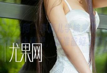 UGirls尤果网 – 李颜儿学妹来了！最新图库展示小秘密，你准备好了吗？