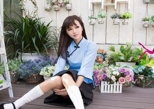 UGirls尤果网 – 游子熙在图库里，高清的JK情怀不止一点点！