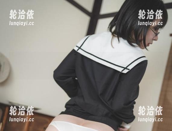 在线Uhye(이유혜)的少女资源，隐约还有贪吃的小乌龟在等着被喂食？
