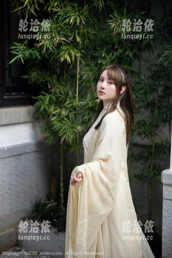 Xiuren秀人网-安妮Tess Xiuren秀人网 - 安妮Tess“私拍”比基尼之旅:夏天其实是个大澡堂!