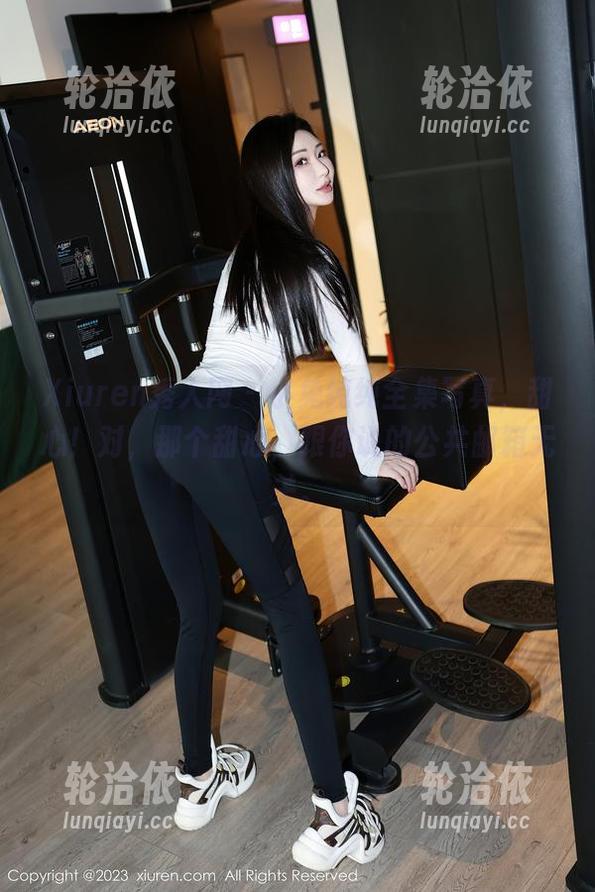 Xiuren秀人网 - 小兔纯纯全集写真，甜心！对，那个甜心，跟你说的公共邮箱无关。