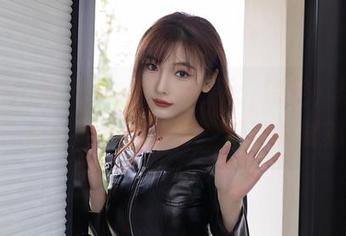 Xiuren秀人网 – 作品更新：镂空，雨瞳Yoyo总能让我想到那些炫目的时刻。