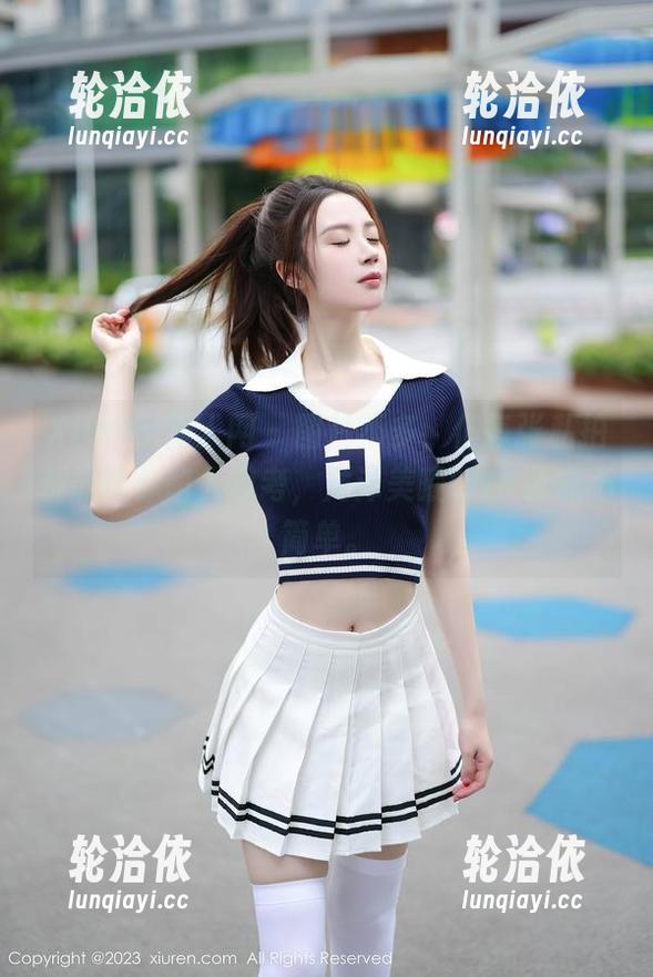 Xiuren秀人网 - 图片不多，但每张私拍都能让你陷入思考，龙泽美曦的JK真的不简单。