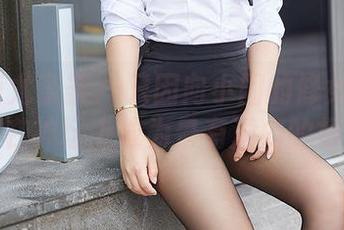 YouMi尤蜜荟 – 只因向小圆的修女：看她如何在神坛上成为最有潜力的模特！