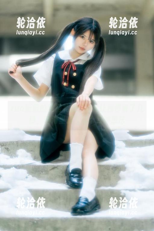 rua阮阮的私房礼服：图片让我停留了几秒，脑海里却飞过十万种想法