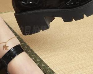 丽柜 – 英子的自拍精选，居然不需要滤镜？！
