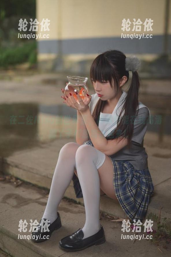 在二佐Nisa的世界里，棉袜也能在线高清，脚丫子都想舞动起来！