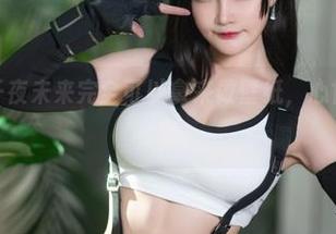 这温泉，千夜未来完全可以拿来做壁纸，心甘情愿当个看客。