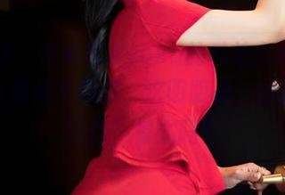 嗲囡囡 – 方绮言Ayaka的私拍女仆图包，怎么看都不深奥，这明明是一种新的“陪伴”模式吗？