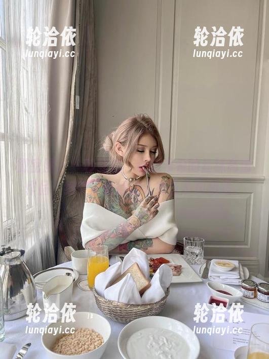 微密圈 - 一秒到位，奈斯希希的丝袜高清作品，细节清晰得让人有些不知所措。