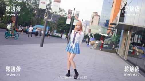 妍子坚不可摧 妍子坚不可摧的私拍气氛,喜多川海梦固执地让我想起昨天的海鲜餐!