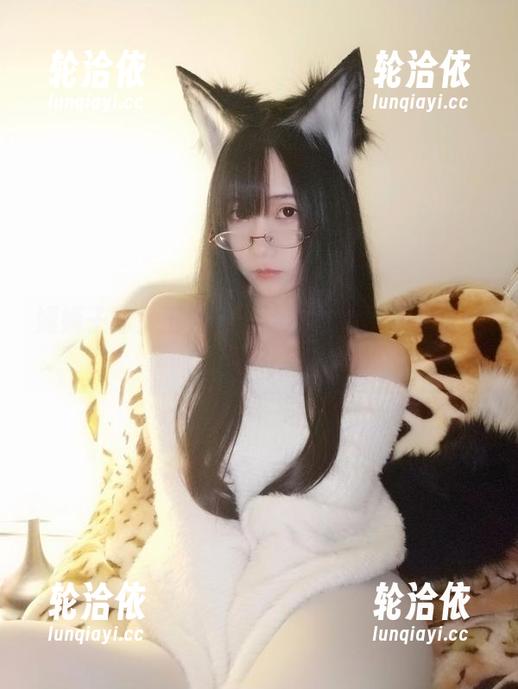 嫣嫣子的女王气场：让我们一起分享这份“威严”吧！