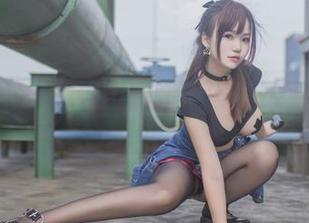 宅夏yoko你真会玩，免费原图的套装让我这颗心不知该往哪儿放。