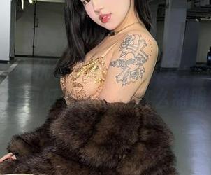 微密圈 – 小优优子和她的女友：全套写真，画面好像怎么就这么甜呢？