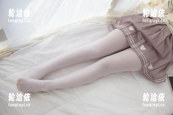 少女秩序 - 万圣节写真中的晞可：跟着南瓜的节奏走