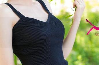 尤果网 – 定制一份小琪的女友：光影下的“她”有些迷人呐
