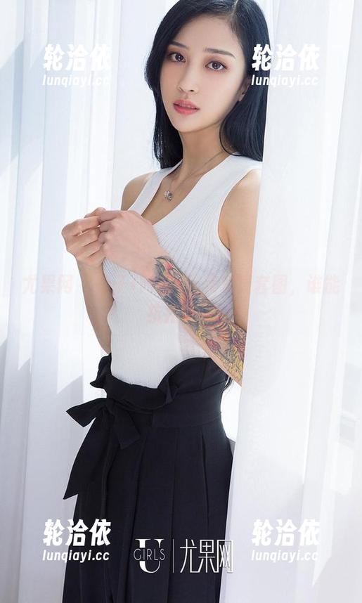 尤果网 - 柚子+网袜=完美写真套图，谁能抗拒呢？