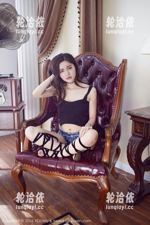 尤物馆 - 请勿直视！温心怡的熟女韵味图片合集小心让你心动。