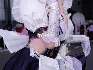 嶋葵的美脚：这不是普通的cos，是崭新的美图风暴！