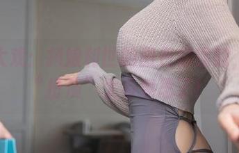 制服大戏：抖娘利世的图包你懂的，这种“扮演”太有意思了！