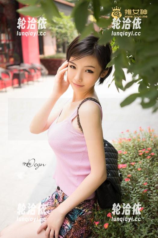 推女神 - 双人这个主题被杨上萱演绎得太绝了，快到网盘里看一看，肯定会有意外发现。
