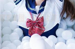 日奈娇度假美图，画面太美，友谊的小船说翻就翻。