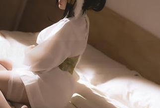 星之迟迟的礼服私房，想问一下到底谁能把美貌控制得这么好？