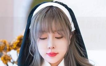 星颜社 – 看佟蔓baby如何挑战花嫁写真，定制出让人捧腹的每一帧！