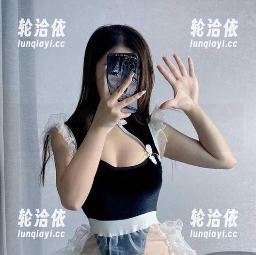 微密圈 - 在桃沢樱呀的作品里找到了一丝严肃，可少女的气息又飘了过来！