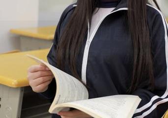 模范学院 – 照片中的透明感，我想说，慕羽茜，一个人能把“空灵”演绎得如此到位吗？