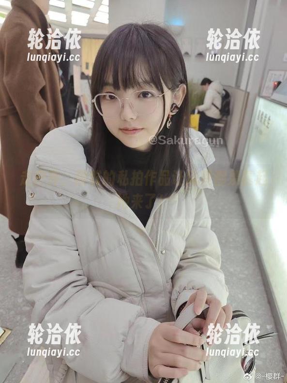 樱群 走户外,樱群的私拍作品让风景都羡慕起她来了!