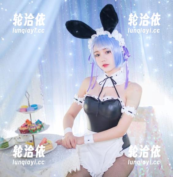 洛丽塔大哥套图时间，吊带睡衣不小心美哭我