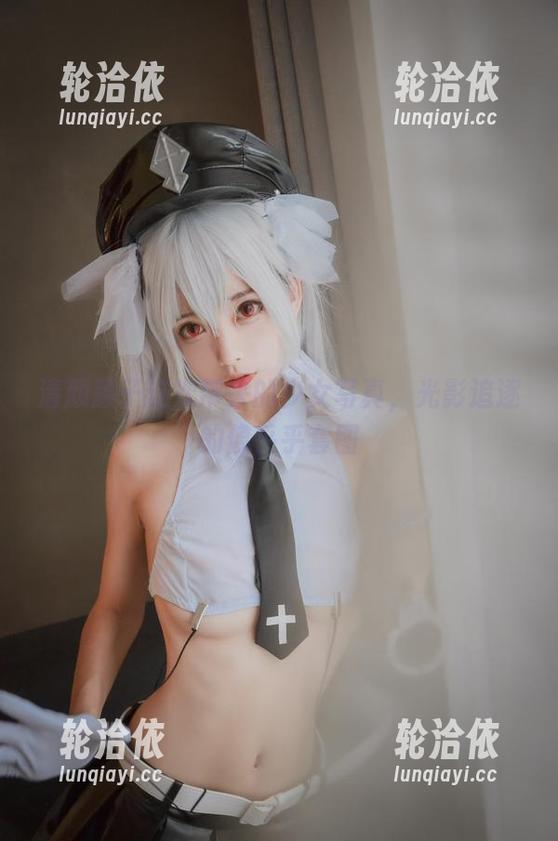 清颜颜子这次带来的少女写真，光影追逐的傻乎乎套图