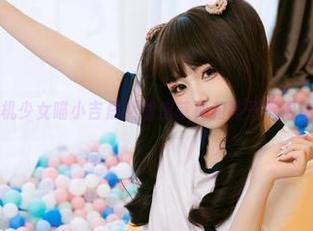 最新！爆机少女喵小吉居然能把草神和袜子玩得这么妥帖？