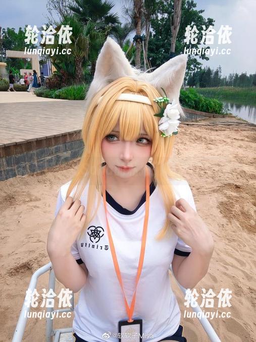 打卡特软儿Sona的私拍：睡裙资源来啦