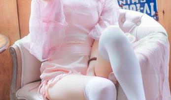 在线聚焦：疯猫ss的体操服白丝图集，不成台面的好玩意儿