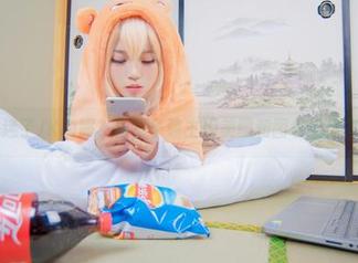 谁着迷了JK制服？白易子教主用美图和图包给你答案。