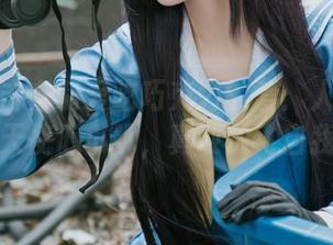 图册直击白莉爱吃巧克力的爱：人形电脑天使心小叽，真敢放飞自我