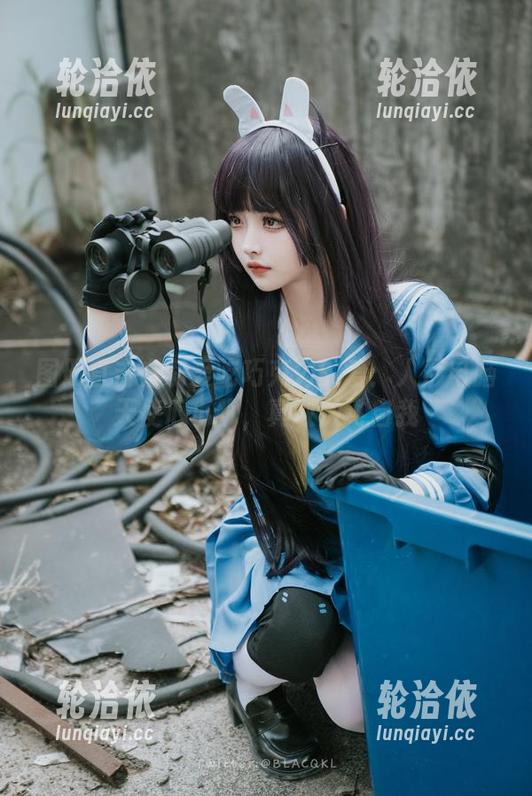 图册直击白莉爱吃巧克力的爱：人形电脑天使心小叽，真敢放飞自我