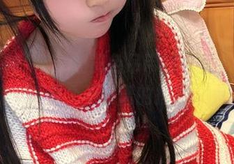 精选：神沢永莉在黄色吊带睡衣里，兔兔真是个不靠谱的搭档