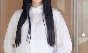 秀人网 – Carol周妍希的泰国旅拍，图片里的每个角落似乎都写着“我很会拍”。
