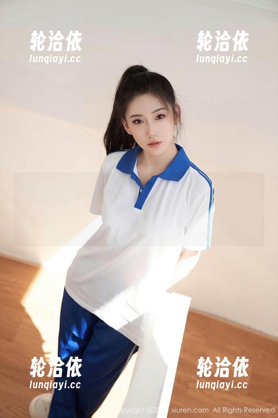 秀人网 - 看过Olivia童安琪的美腿精选写真集？小心你的目光被牵走，根本不想回头。